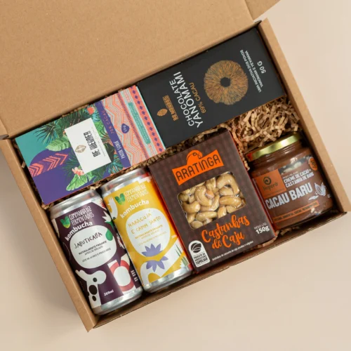 kit de presente sustentável com: kombucha, creme de cacau, castanhas e chocolates.