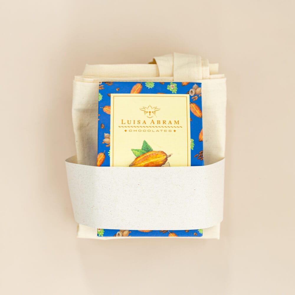 brinde sustenteável com ecobag e drageado de baru